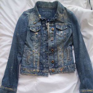 GUESS DENIM JACKET DISTRESSED W/GOLD